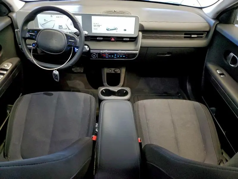 2023 HYUNDAI IONIQ 5 SE  