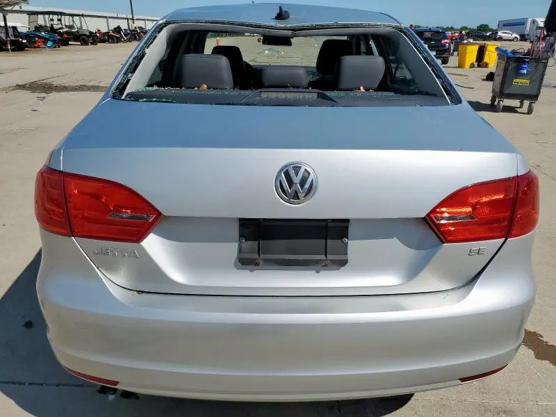 2014 VOLKSWAGEN JETTA SE  