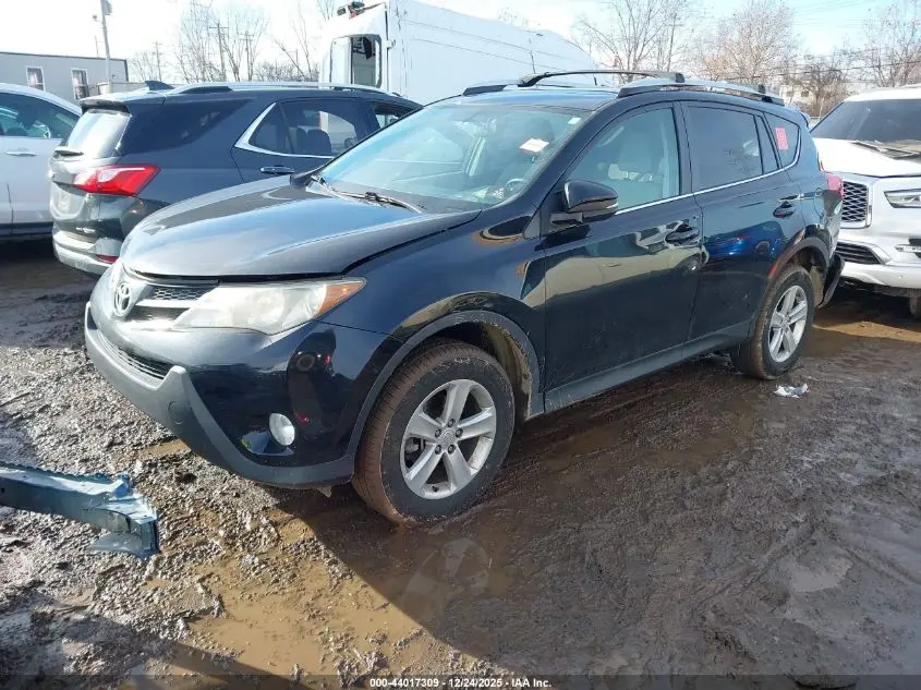 2013 TOYOTA RAV4 XLE