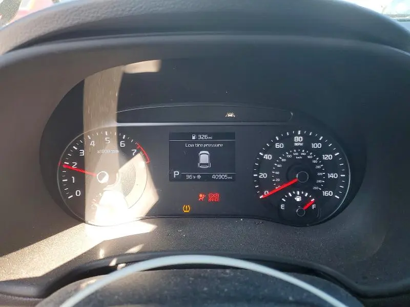 2022 KIA SOUL LX  