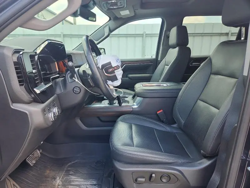 2022 GMC SIERRA K1500 SLT  