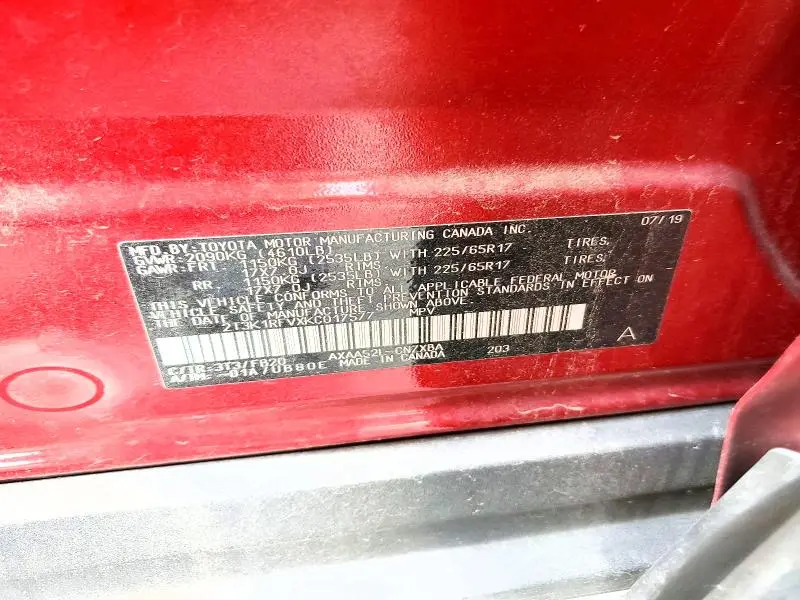 2019 TOYOTA RAV4 LE  