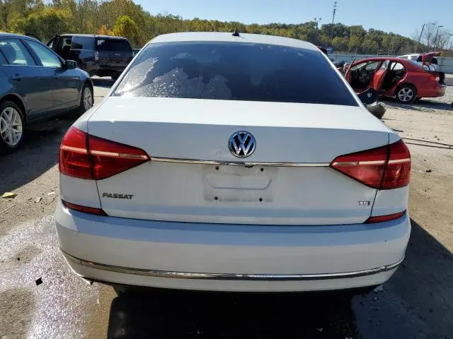 2016 VOLKSWAGEN PASSAT S  