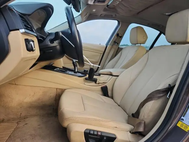 2013 BMW 320 I  