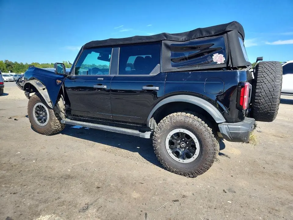 2021 FORD BRONCO BASE  