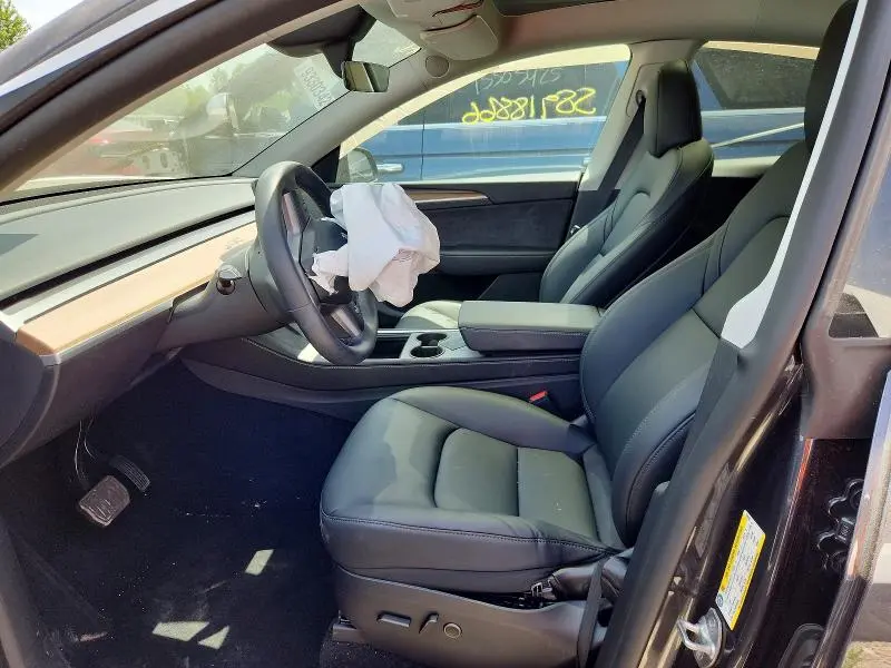 2025 TESLA MODEL Y   