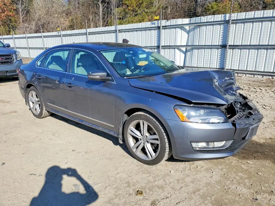 2014 VOLKSWAGEN PASSAT SEL  
