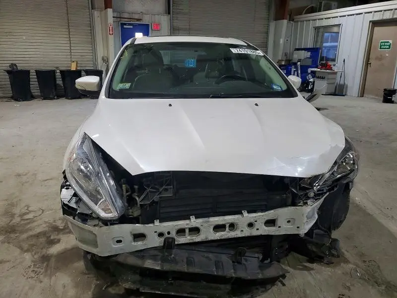2016 FORD FOCUS TITANIUM  