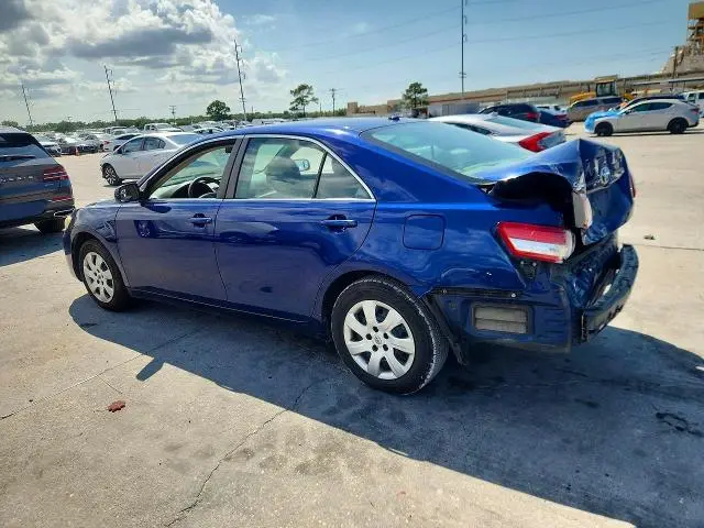 2011 TOYOTA CAMRY LE  