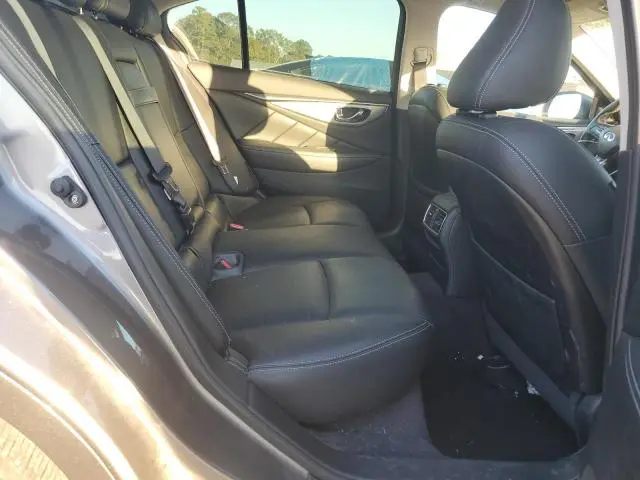 2018 INFINITI Q50 LUXE  