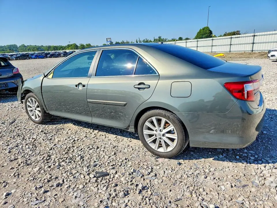 2014 TOYOTA CAMRY XLE  