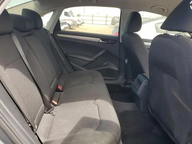 2014 VOLKSWAGEN PASSAT S  