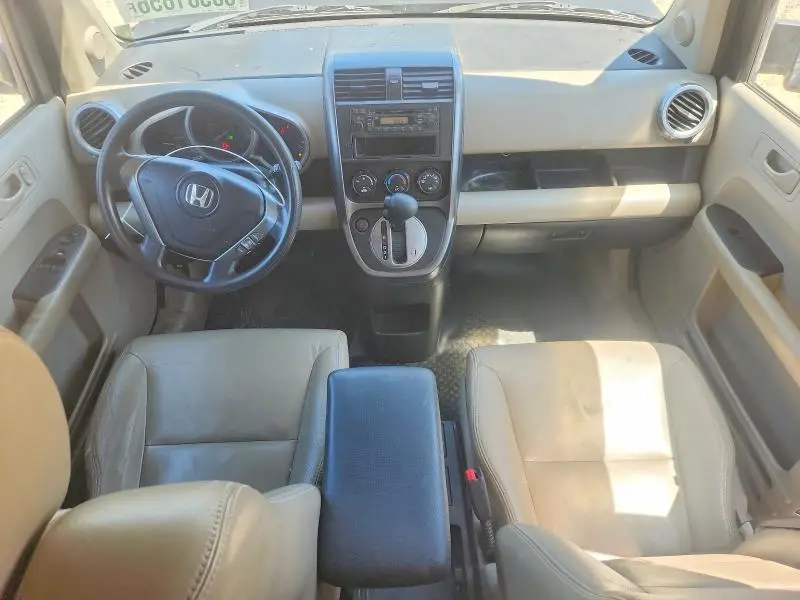 2011 HONDA ELEMENT LX  