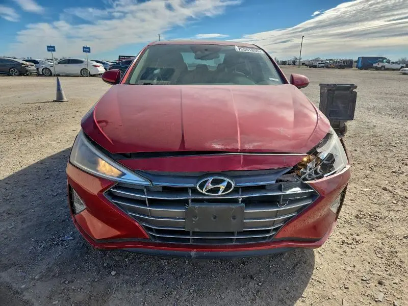 2020 HYUNDAI ELANTRA SEL  