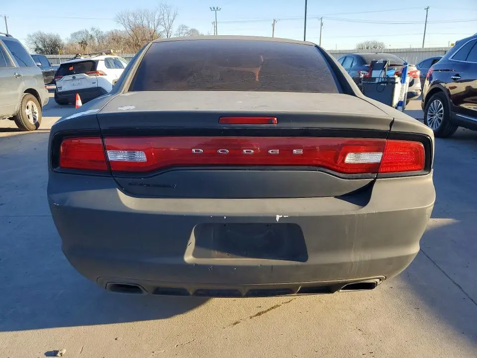 2012 DODGE CHARGER SE  