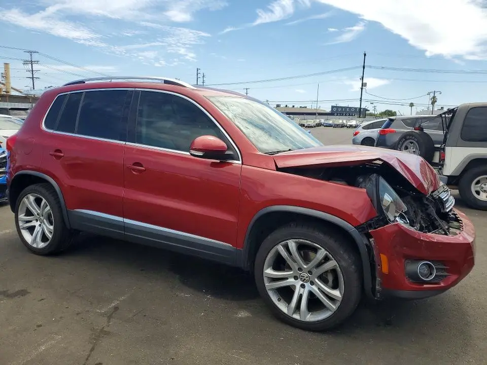 2016 VOLKSWAGEN TIGUAN S  