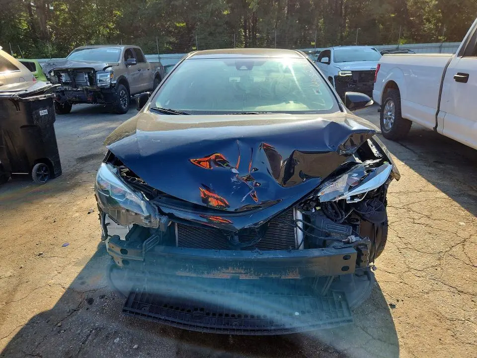 2018 TOYOTA COROLLA SE  