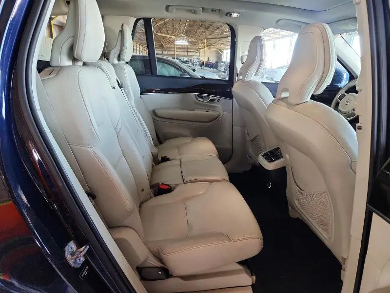 2019 VOLVO XC90 T5 MOMENTUM  