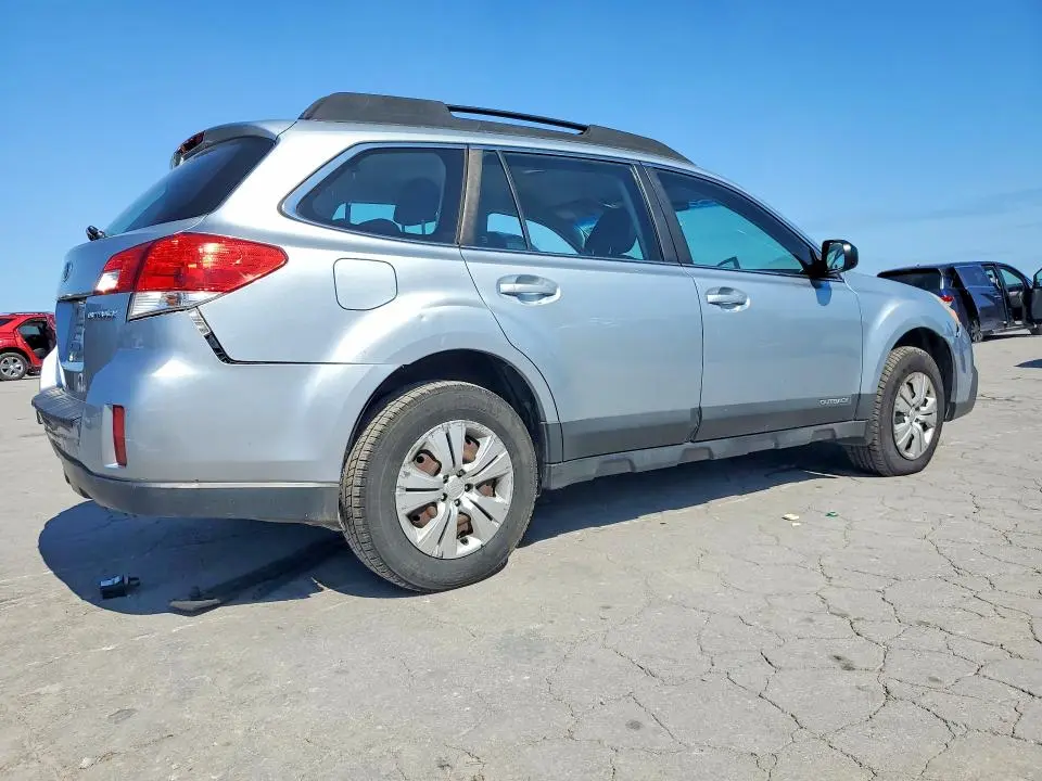 2013 SUBARU OUTBACK 2.5I  