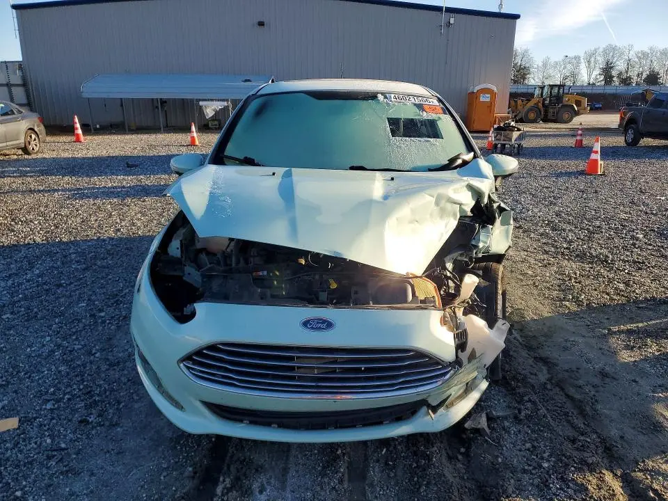 2017 FORD FIESTA SE  