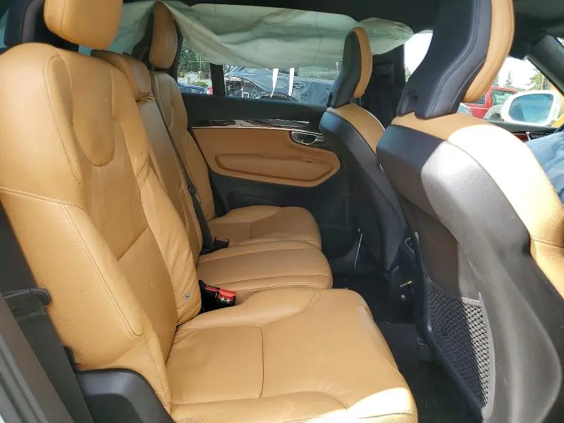 2019 VOLVO XC90 T6 MOMENTUM  