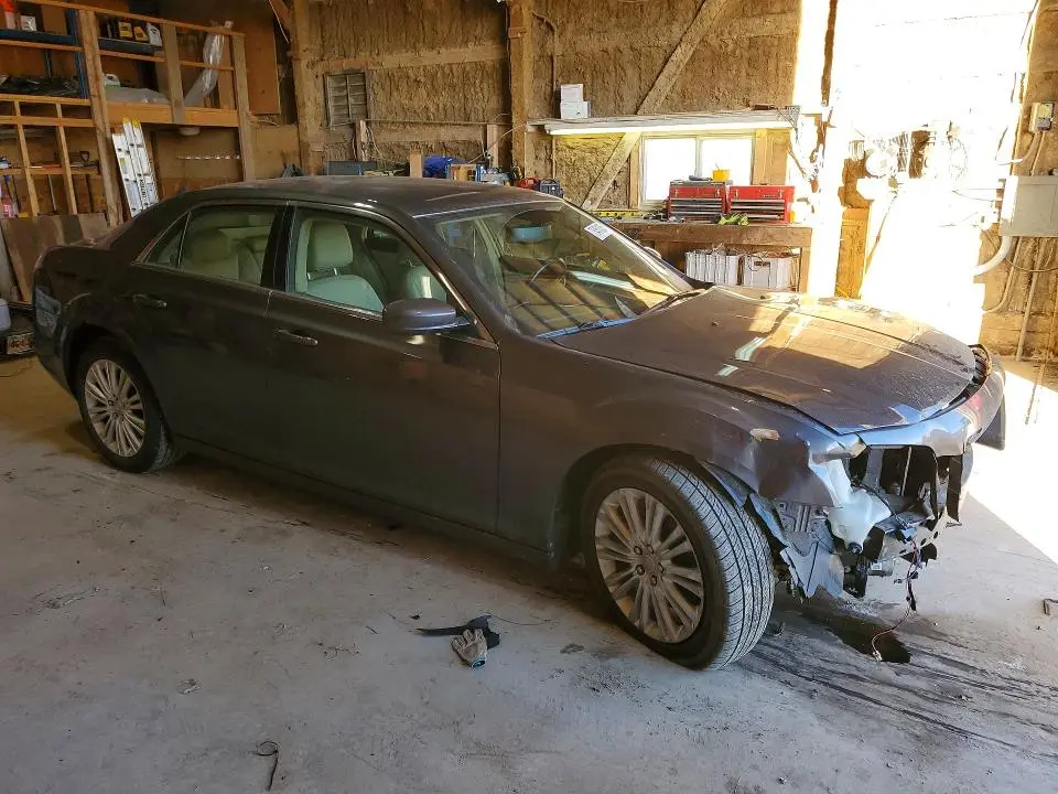 2013 CHRYSLER 300   