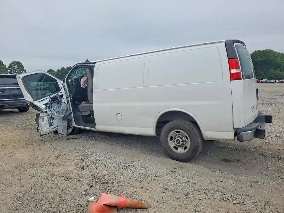 2020 GMC SAVANA G2500  