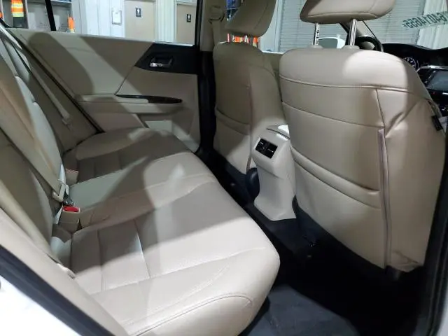 2017 HONDA ACCORD TOURING  
