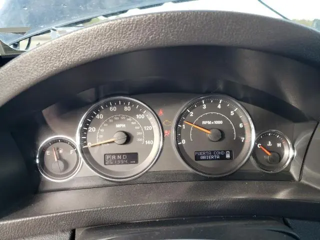 2010 JEEP GRAND CHEROKEE LAREDO  