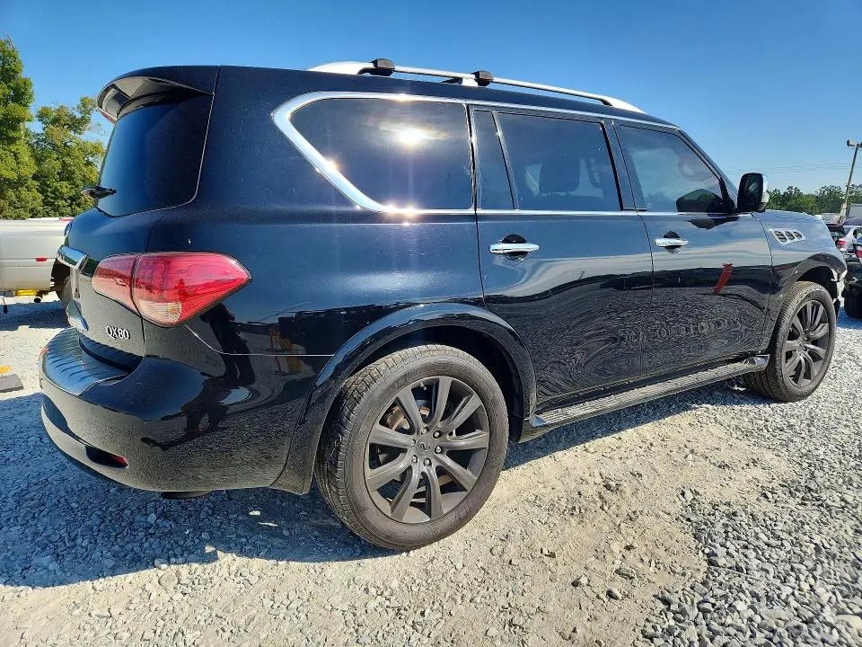 2017 INFINITI QX80 SIGNATURE EDITION  