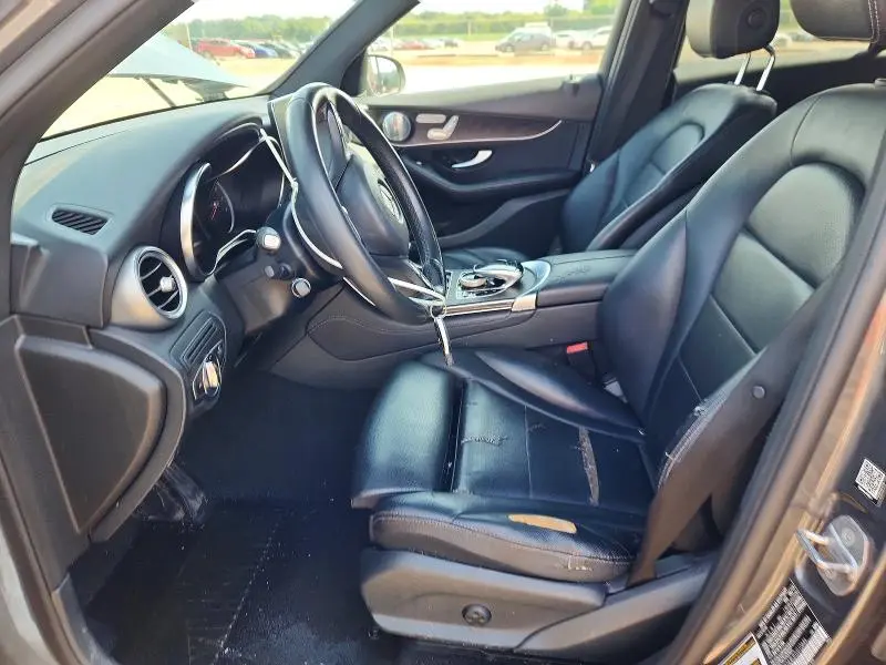 2017 MERCEDES-BENZ GLC 300  