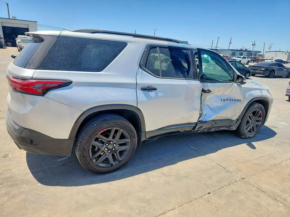 2022 CHEVROLET TRAVERSE PREMIER  
