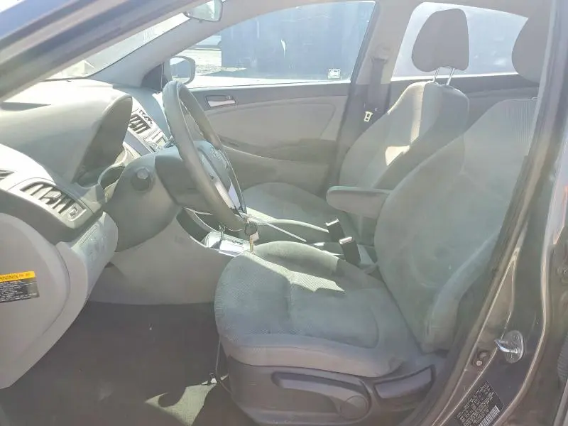 2012 HYUNDAI ACCENT GLS  
