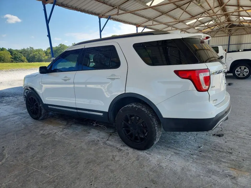 2017 FORD EXPLORER XLT  