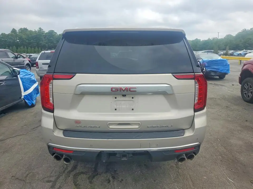 2021 GMC YUKON DENALI  