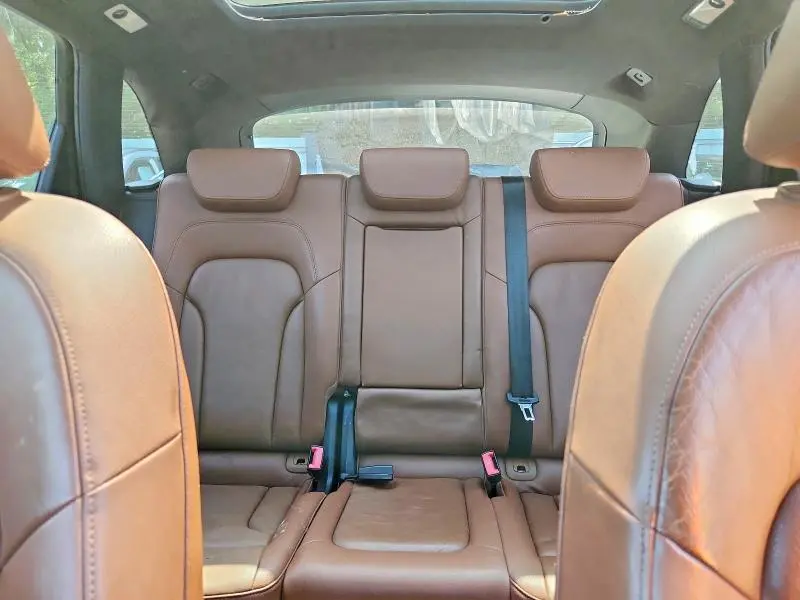 2010 AUDI Q5 PREMIUM PLUS  