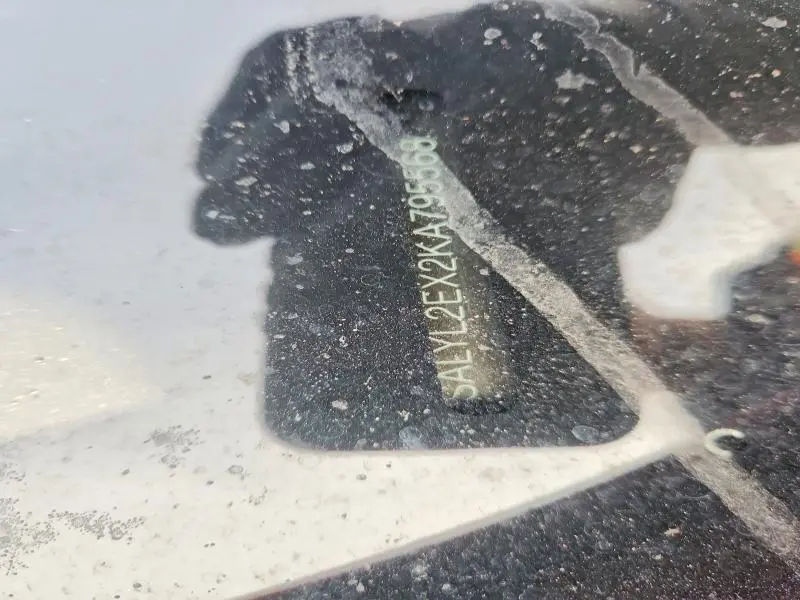 2019 LAND ROVER RANGE ROVER VELAR R-DYNAMIC SE  