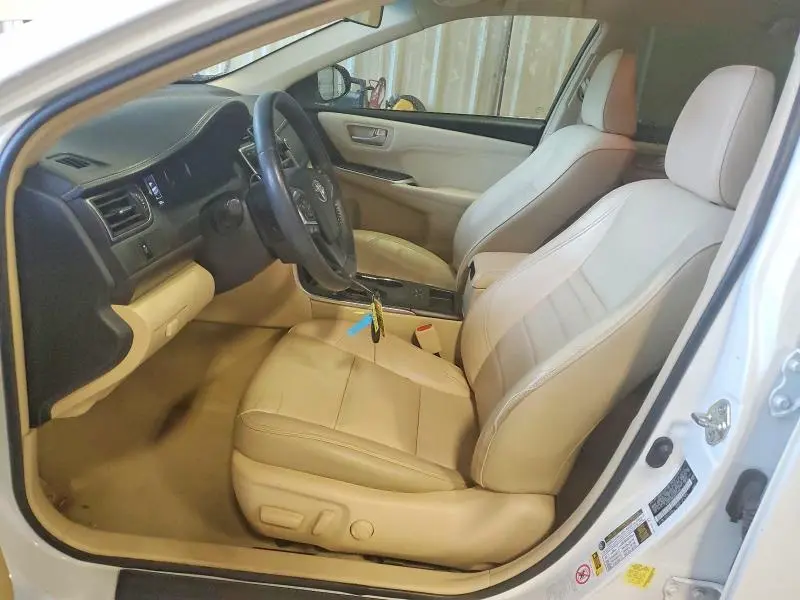 2017 TOYOTA CAMRY XLE  