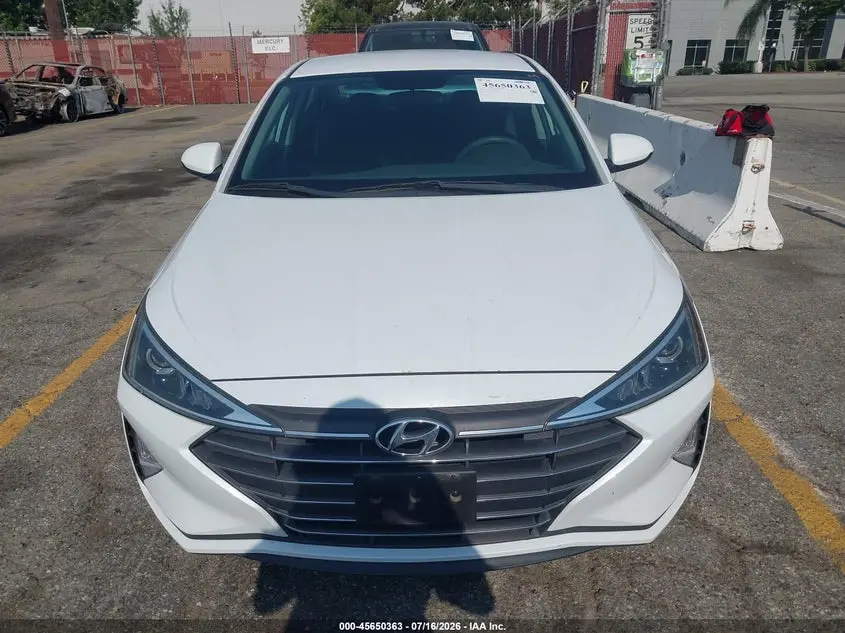 2019 HYUNDAI ELANTRA SE