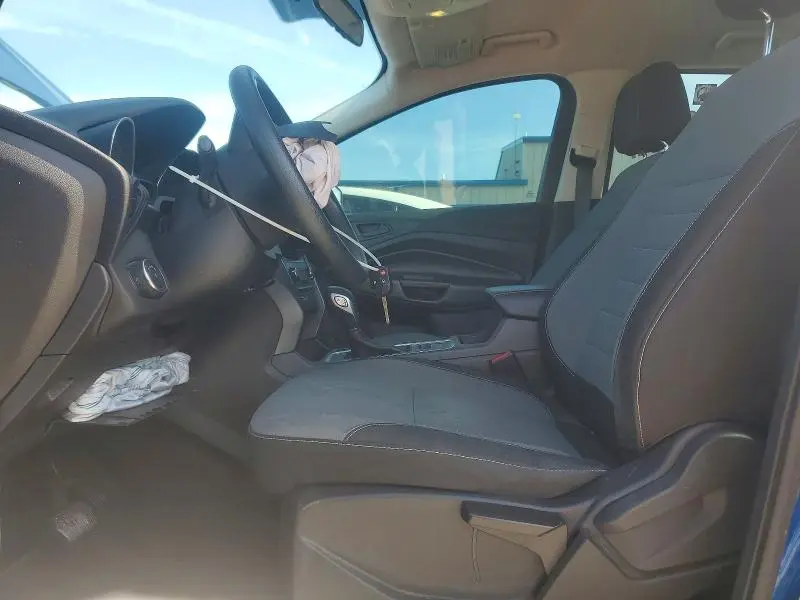 2017 FORD ESCAPE S  