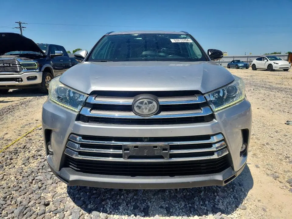 2019 TOYOTA HIGHLANDER LIMITED PLATINUM  