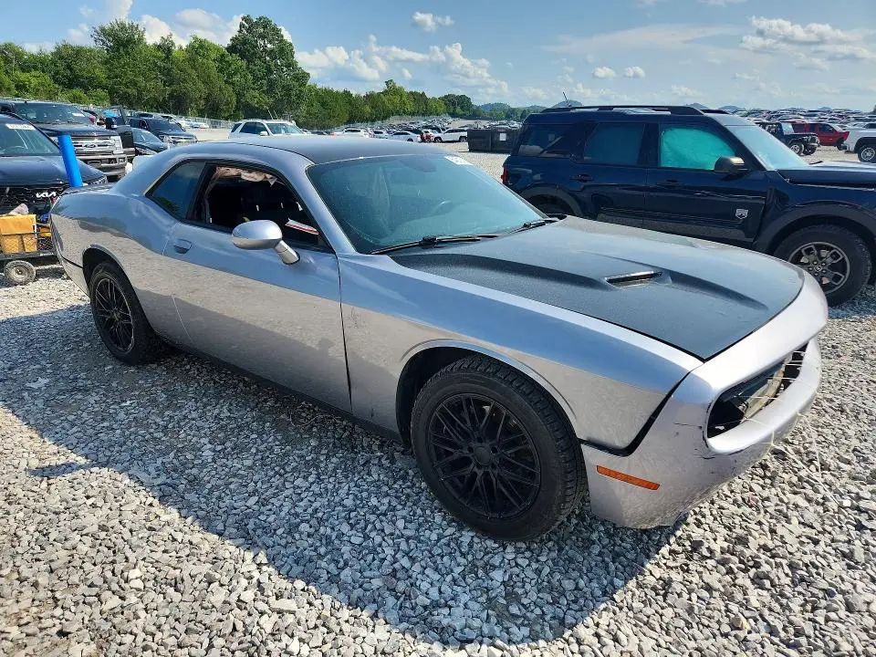 2015 DODGE CHALLENGER SXT  