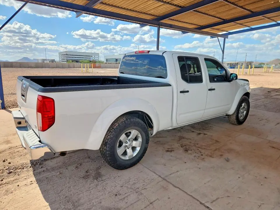 2012 NISSAN FRONTIER SV V6  