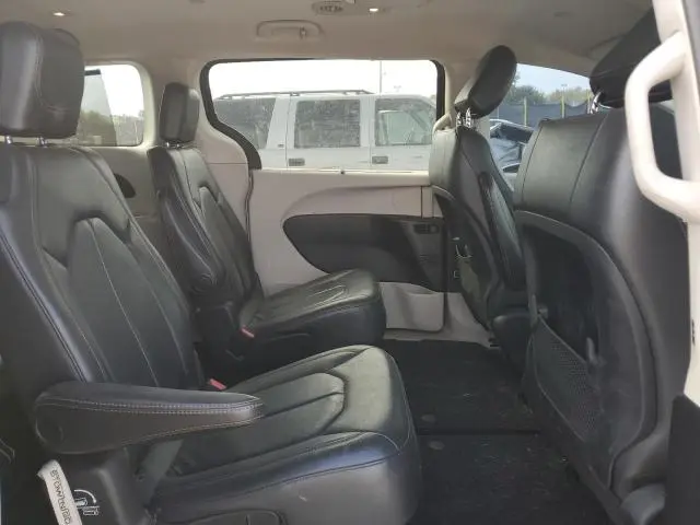 2017 CHRYSLER PACIFICA TOURING L  