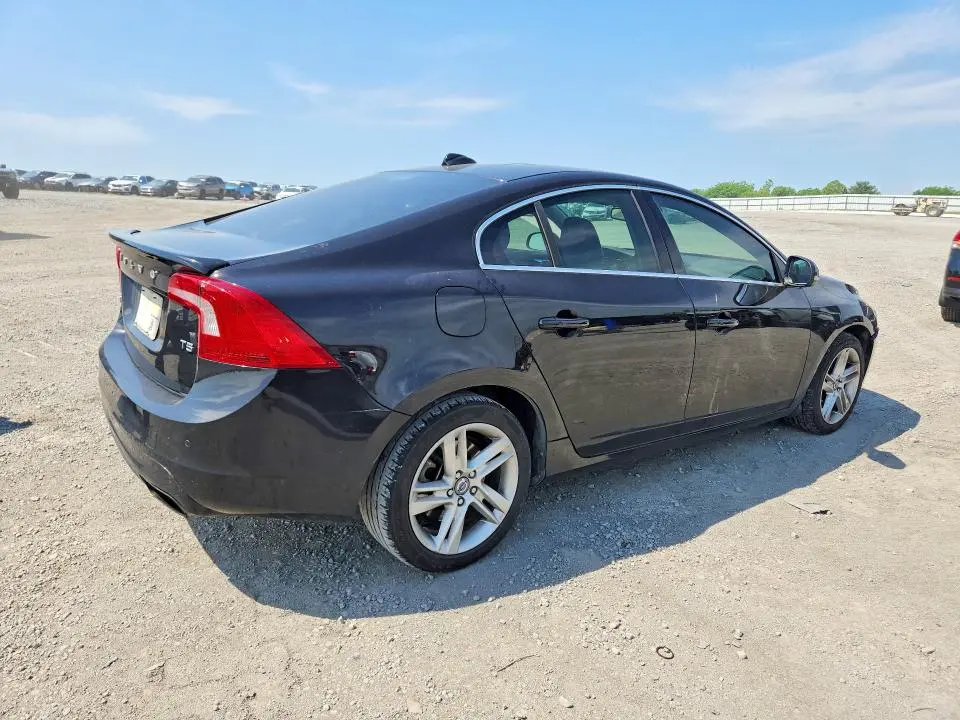 2015 VOLVO S60 PREMIER  