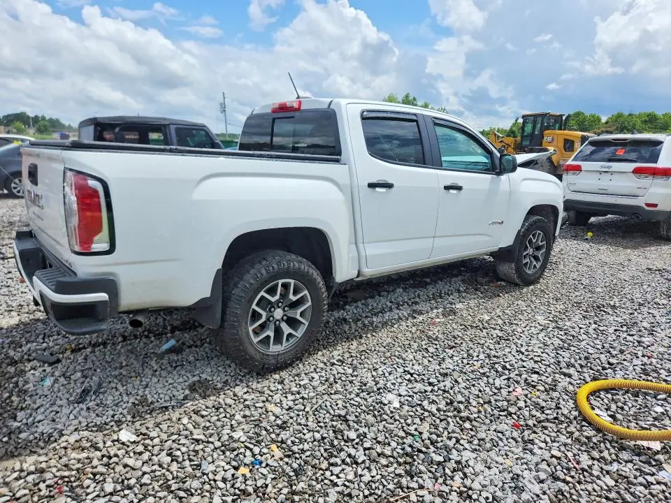 2022 GMC CANYON AT4  