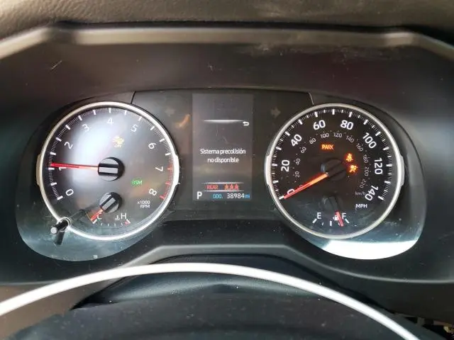 2022 TOYOTA RAV4 XLE  