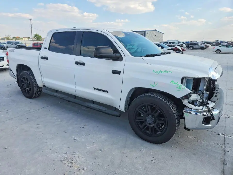 2021 TOYOTA TUNDRA SR5  