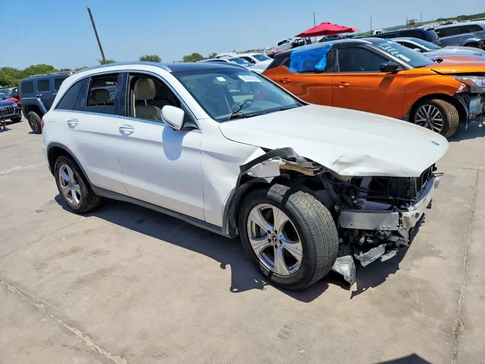 2018 MERCEDES-BENZ GLC 300 4MATIC  