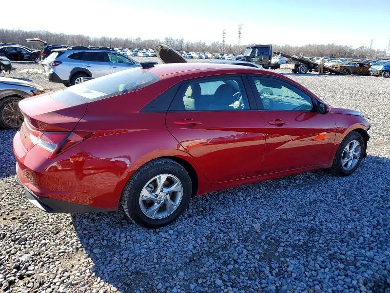 2022 HYUNDAI ELANTRA SE  